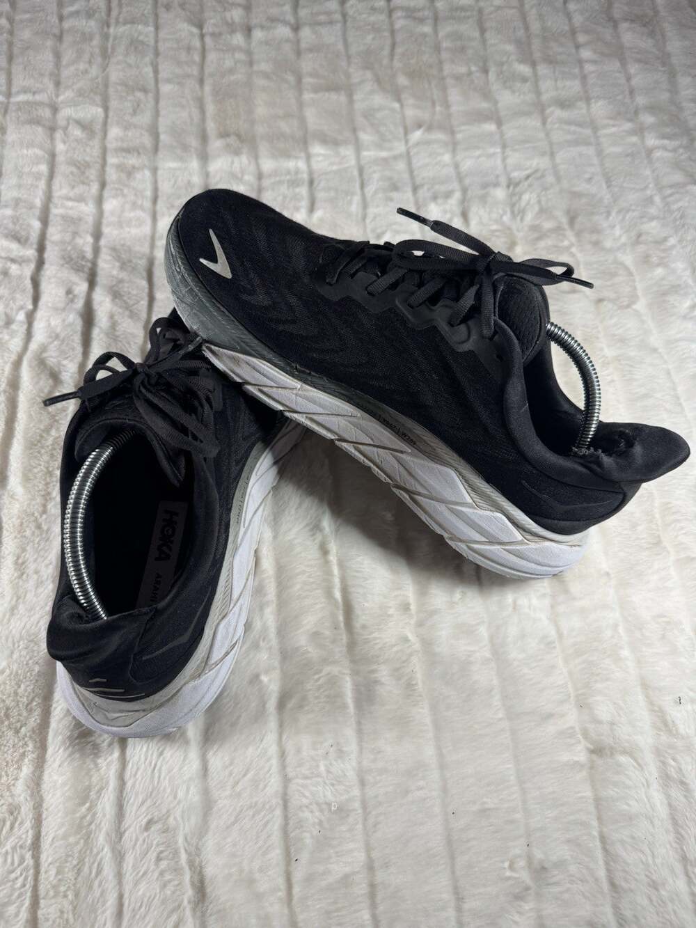 HOKA Arahi 6 Men’s Running Shoes US 11 Wide Black Gray White Sneakers